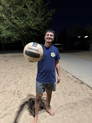 Player Of The Game: Roberto R