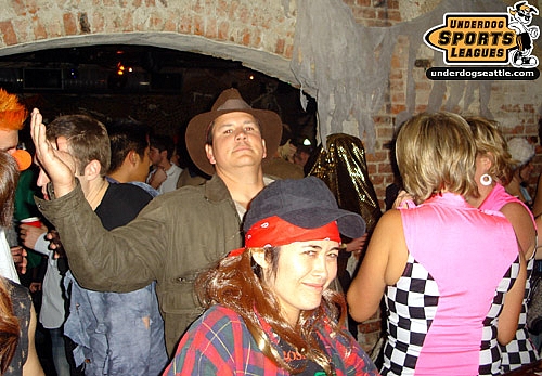 Axl and Indiana at the Bar