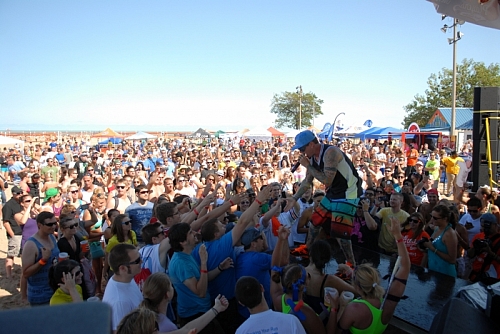 Big Dig 2012 - Vanilla Ice Performing