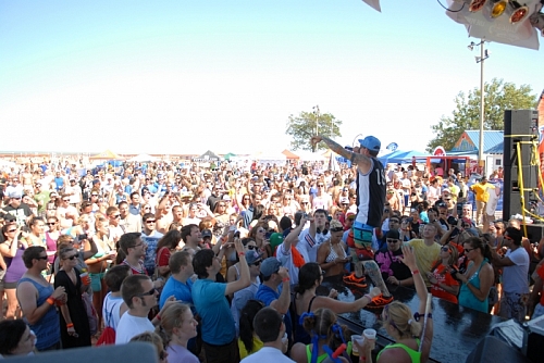 Big Dig 2012 - Vanilla Ice Performing