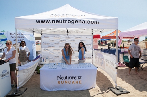 Big Dig 2012 - Neutrogena Tent