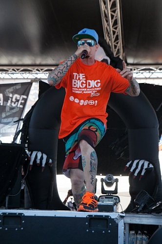 Big Dig 2012 - Vanilla Ice Performing