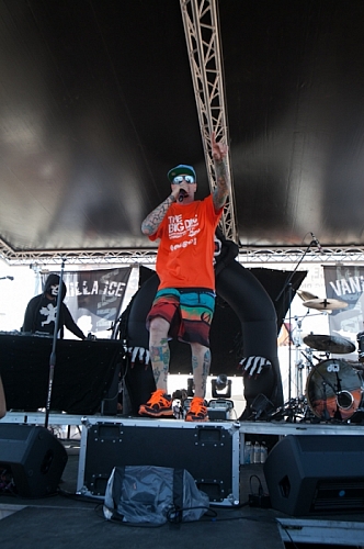 Big Dig 2012 - Vanilla Ice Performing