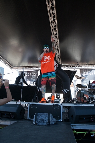 Big Dig 2012 - Vanilla Ice Performing
