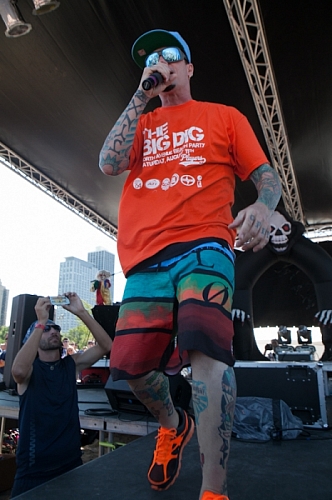Big Dig 2012 - Vanilla Ice Performing