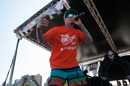 Big Dig 2012 - Vanilla Ice Performing