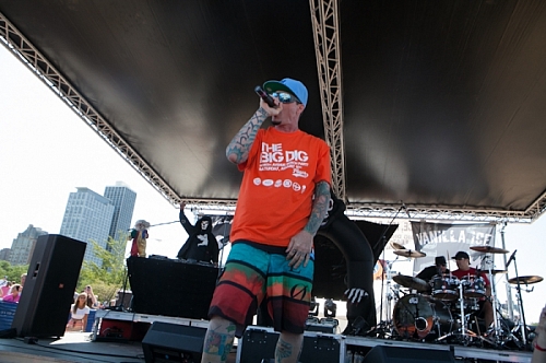 Big Dig 2012 - Vanilla Ice Performing