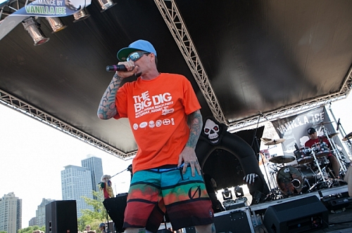 Big Dig 2012 - Vanilla Ice Performing