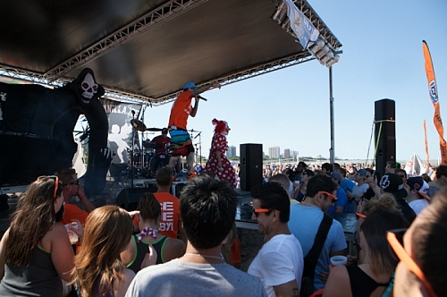 Big Dig 2012 - Vanilla Ice Performing