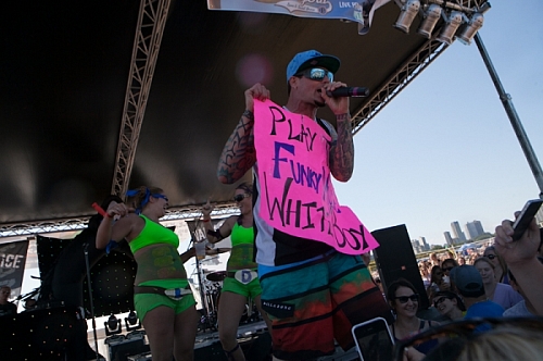 Big Dig 2012 - Vanilla Ice Performing