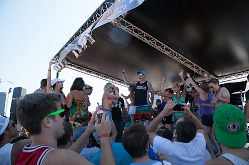 Big Dig 2012 - Vanilla Ice Performing