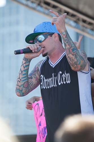 Big Dig 2012 - Vanilla Ice Performing
