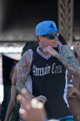 Big Dig 2012 - Vanilla Ice Performing