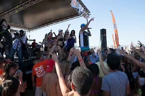 Big Dig 2012 - Vanilla Ice Performing