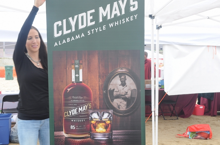 Whiskey, Wine, Swine 2015