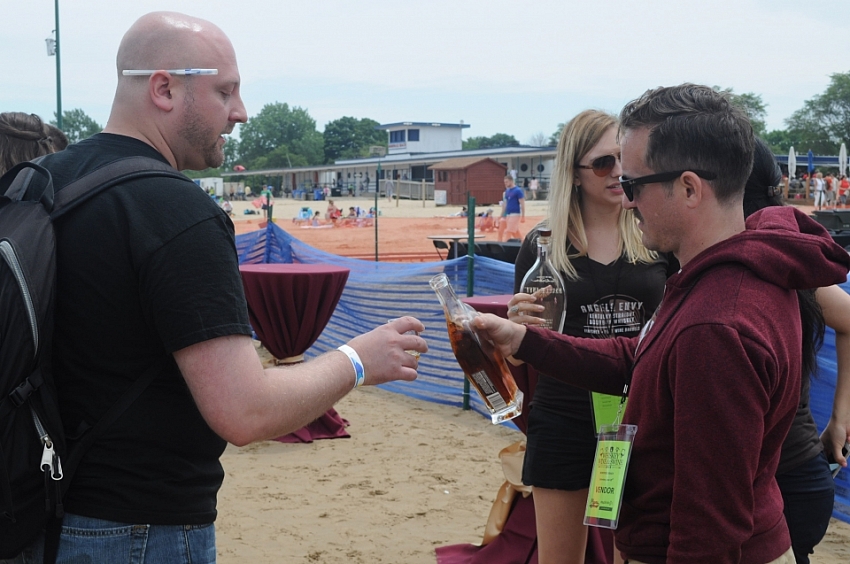 Whiskey, Wine, Swine 2015