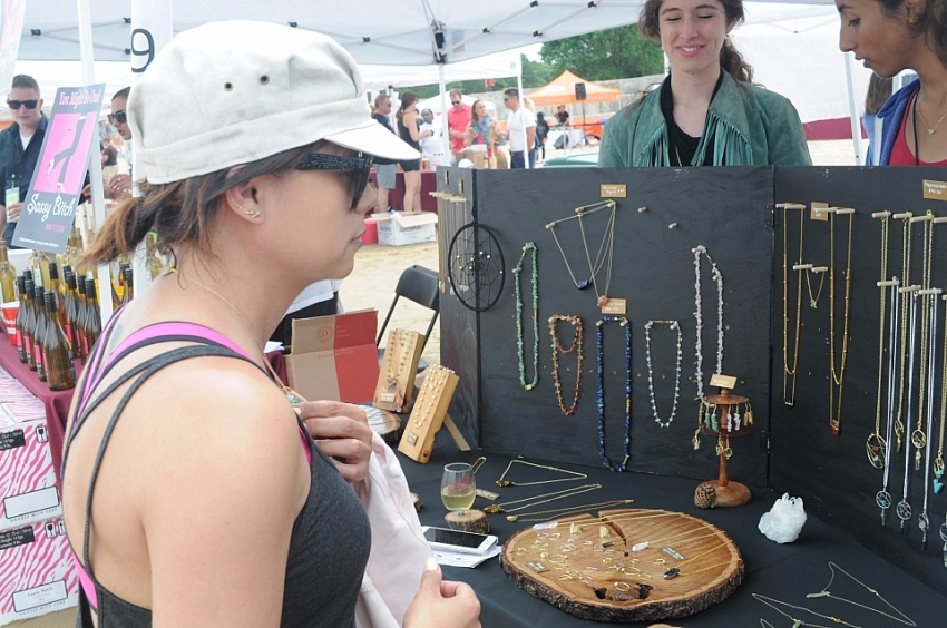 Whiskey, Wine, Swine 2015