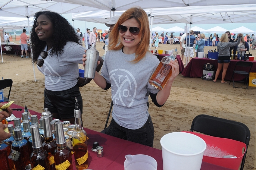 Whiskey, Wine, Swine 2015