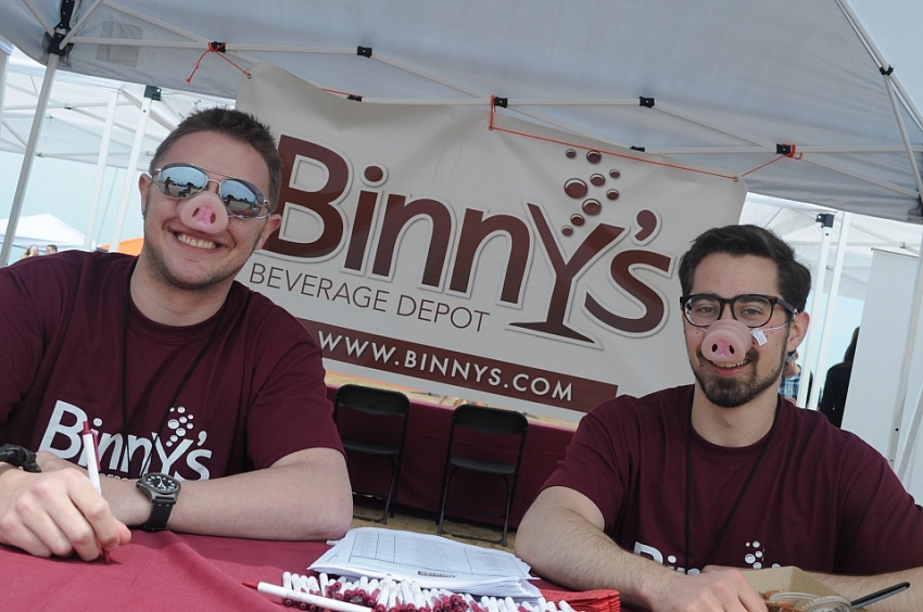 Whiskey, Wine, Swine 2015