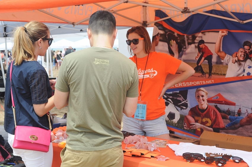 Whiskey, Wine, Swine 2015