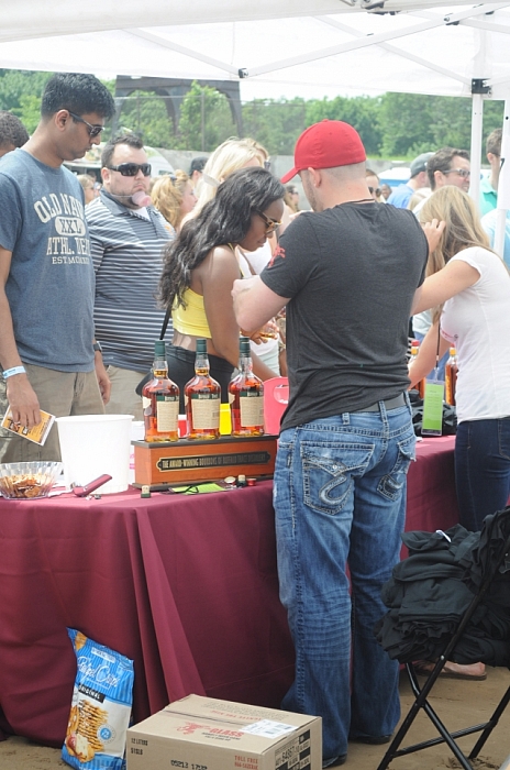 Whiskey, Wine, Swine 2015