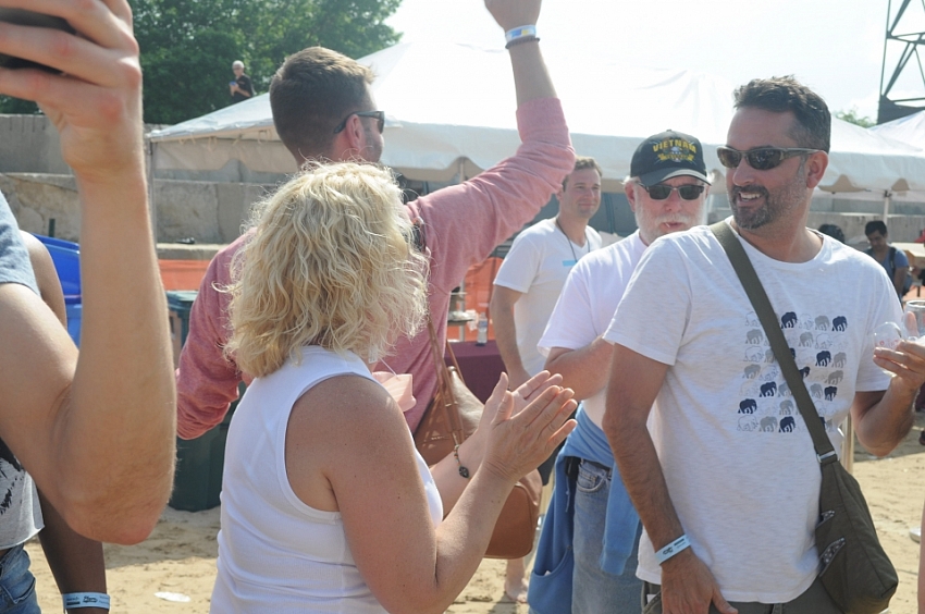 Whiskey, Wine, Swine 2015