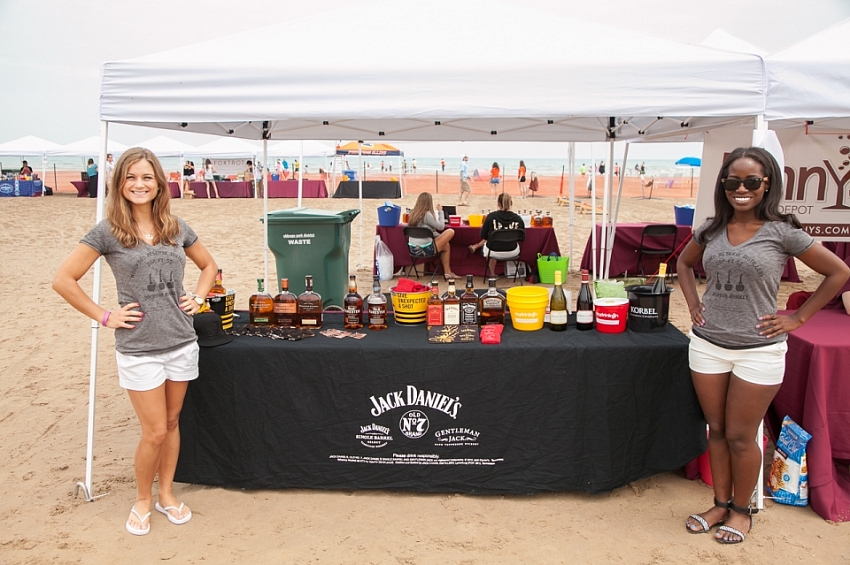 Whiskey, Wine, Swine 2015