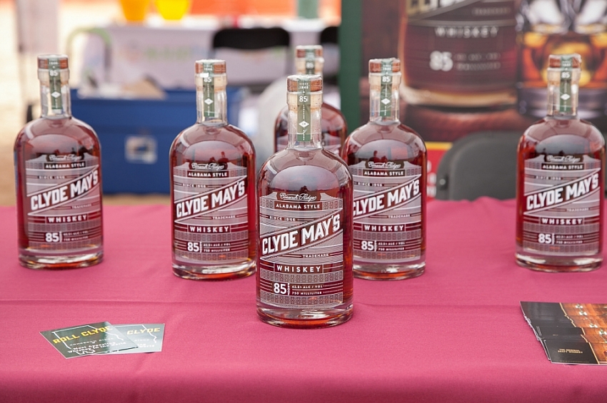 Whiskey, Wine, Swine 2015