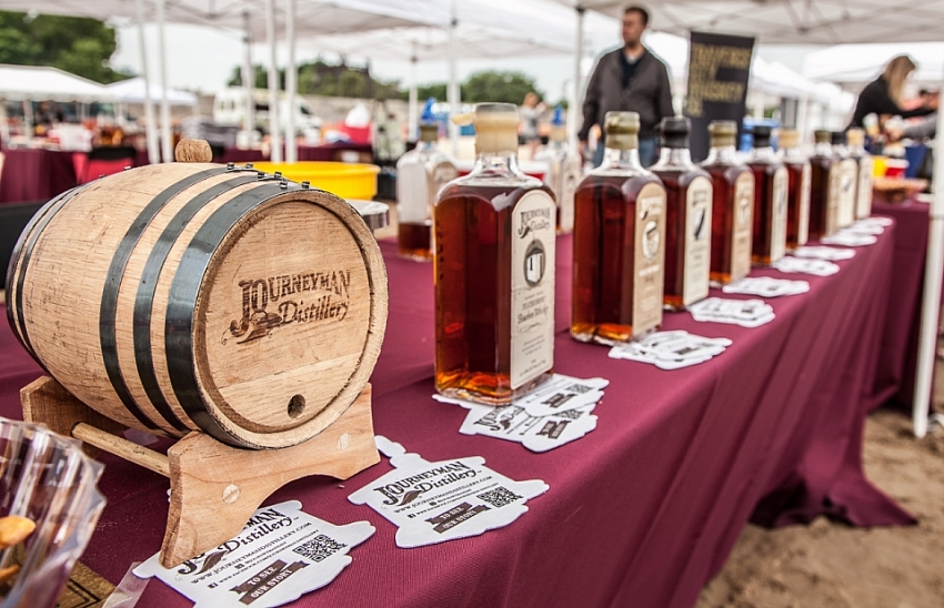 Whiskey, Wine, Swine 2015