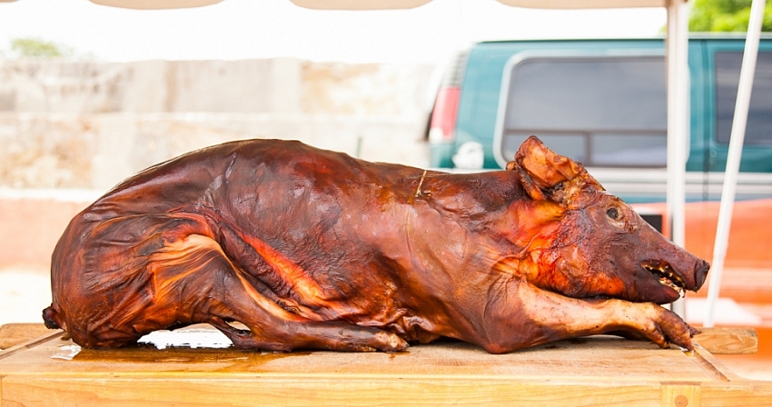 Whiskey, Wine, Swine 2015