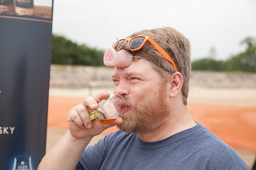 Whiskey, Wine, Swine 2015