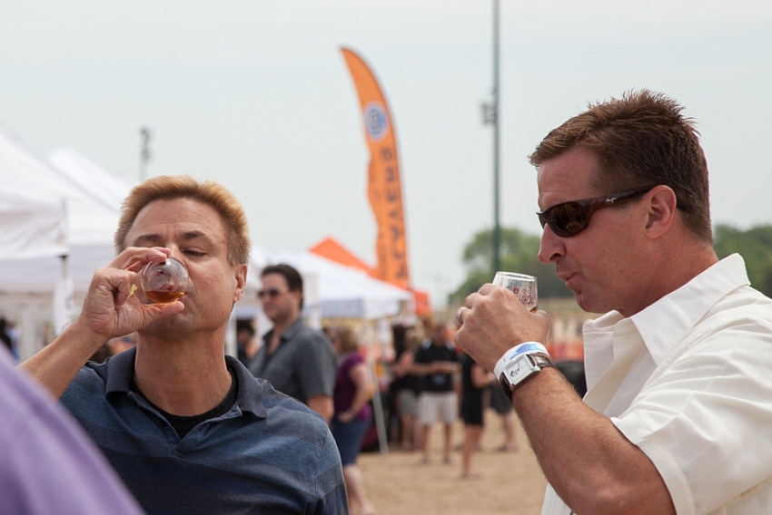 Whiskey, Wine, Swine 2015