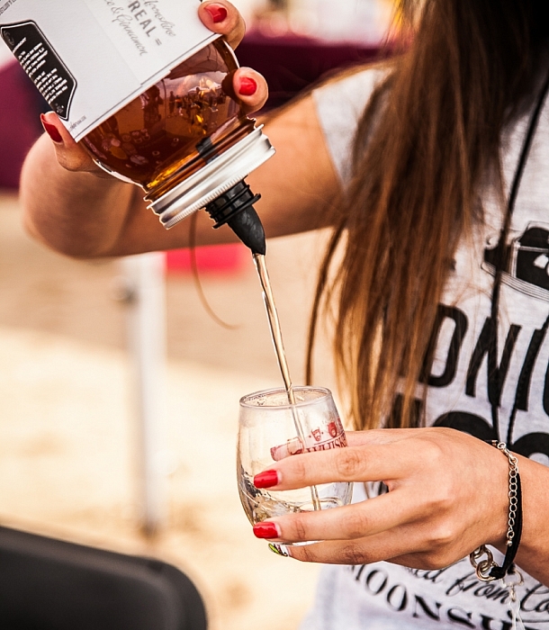 Whiskey, Wine, Swine 2015