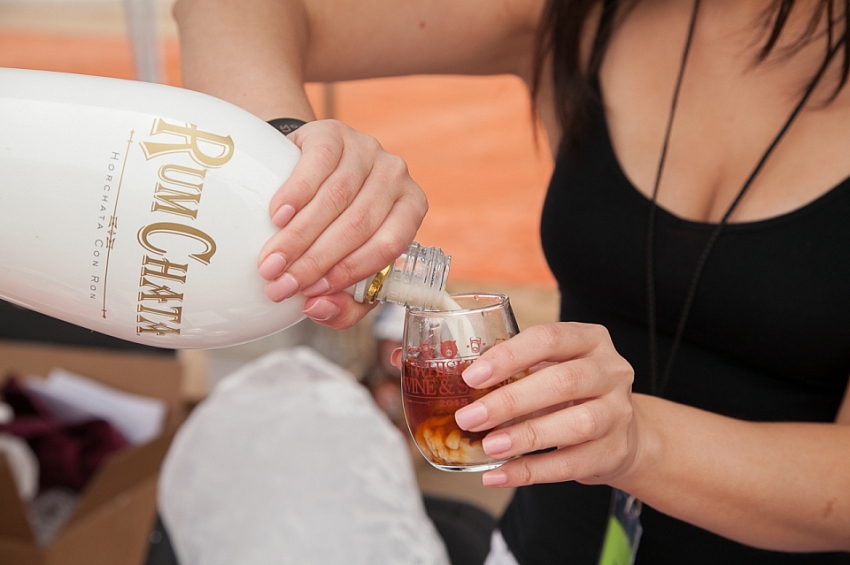 Whiskey, Wine, Swine 2015