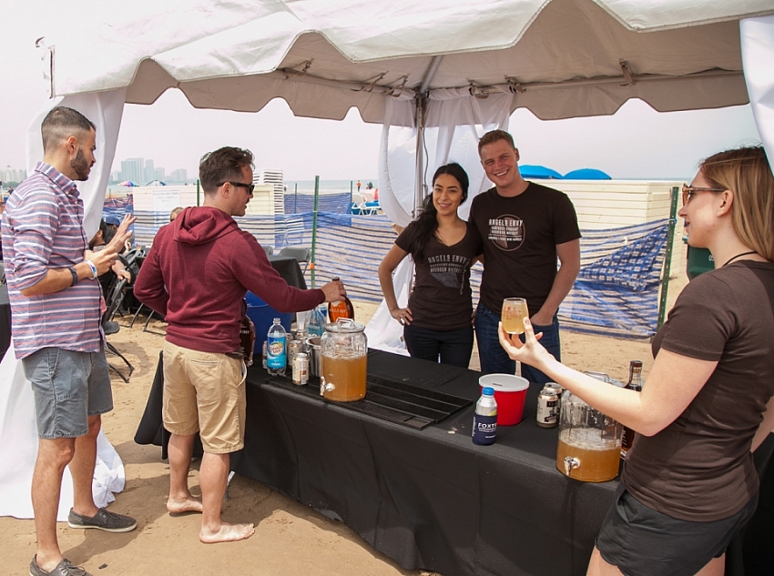 Whiskey, Wine, Swine 2015