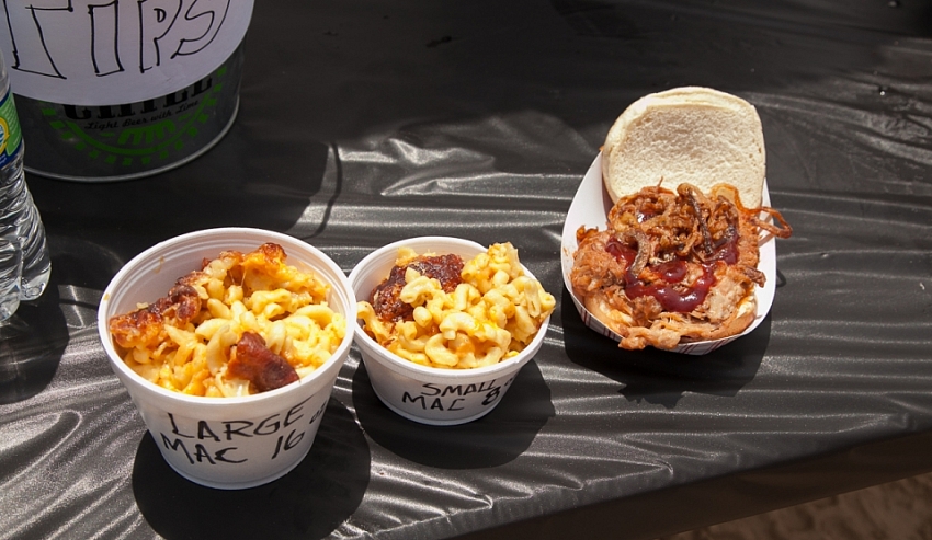 Whiskey, Wine, Swine 2015