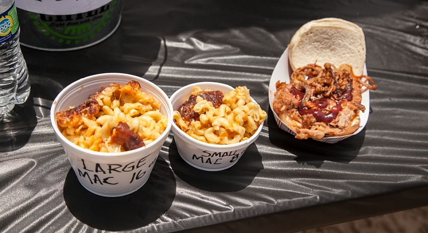 Whiskey, Wine, Swine 2015