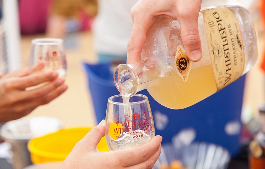 Whiskey, Wine, Swine 2015