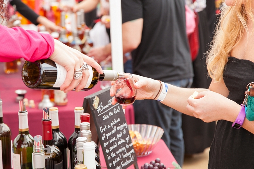 Whiskey, Wine, Swine 2015