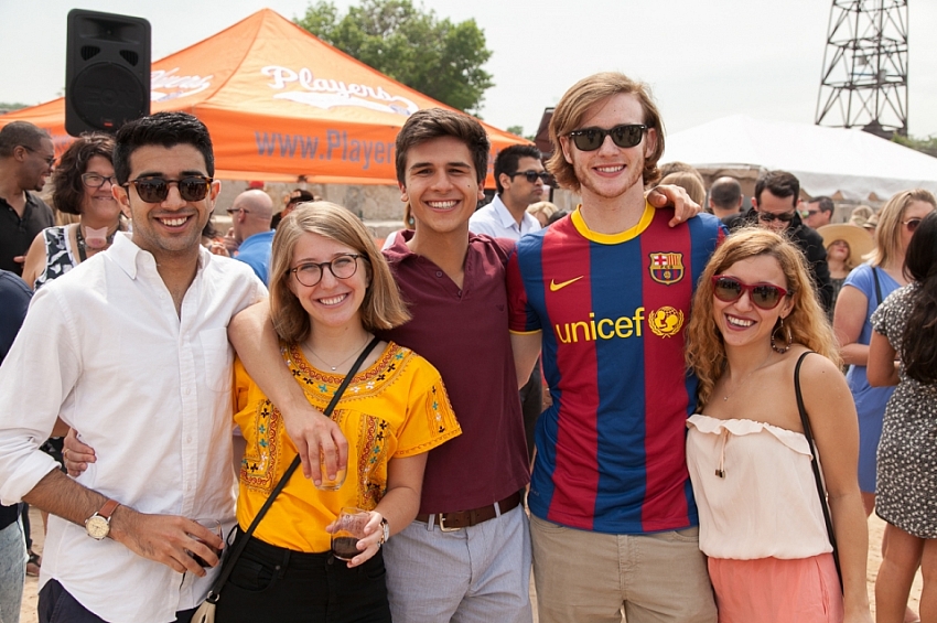 Whiskey, Wine, Swine 2015