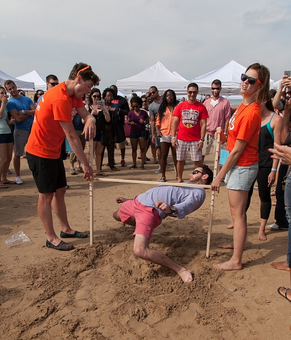 Whiskey, Wine, Swine 2015