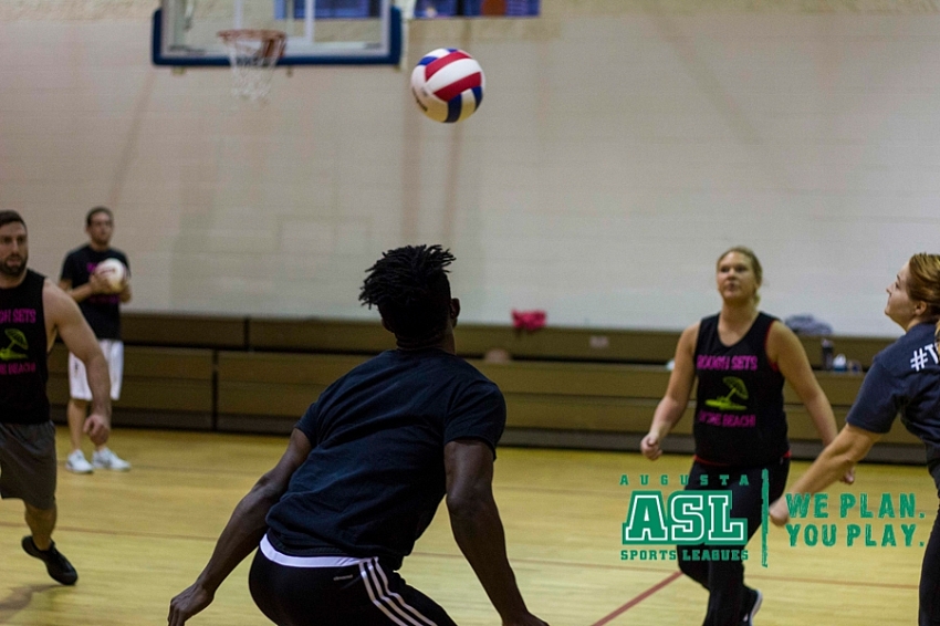 2017-Winter-Coed-Indoor-Volleyball