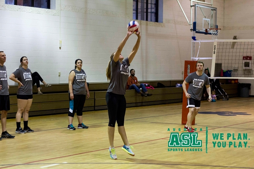 2017-Winter-Coed-Indoor-Volleyball
