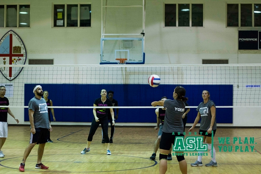 2017-Winter-Coed-Indoor-Volleyball