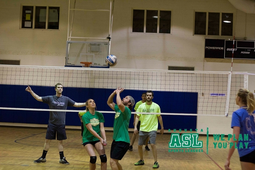 2017-Winter-Coed-Indoor-Volleyball