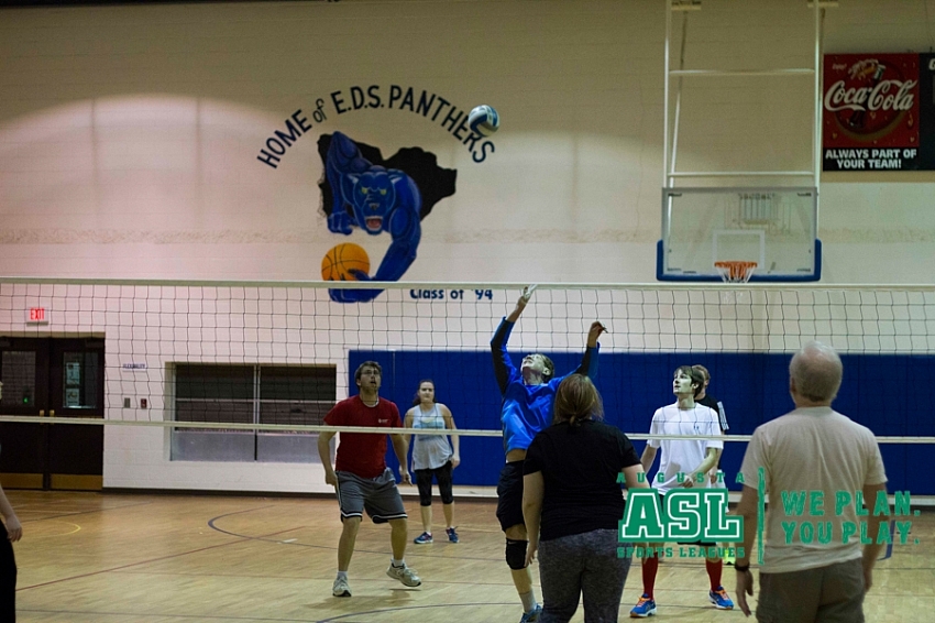 2017-Winter-Coed-Indoor-Volleyball