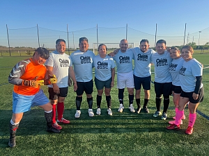 Squeaky knees  Team Photo