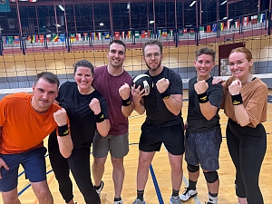 Volley Parton  Team Photo