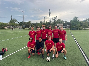 Bayer Neverlusin - M Team Photo