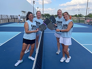 Dinking Divas Team Photo